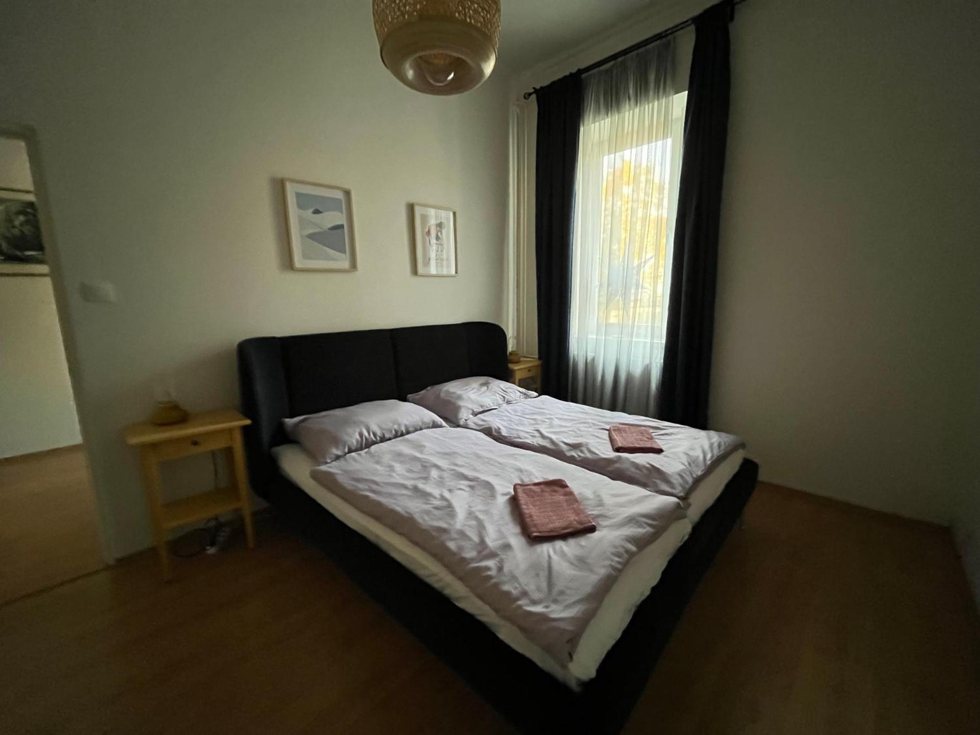 Apartman Raisova 1180 Daire Karlovy Vary Dış mekan fotoğraf